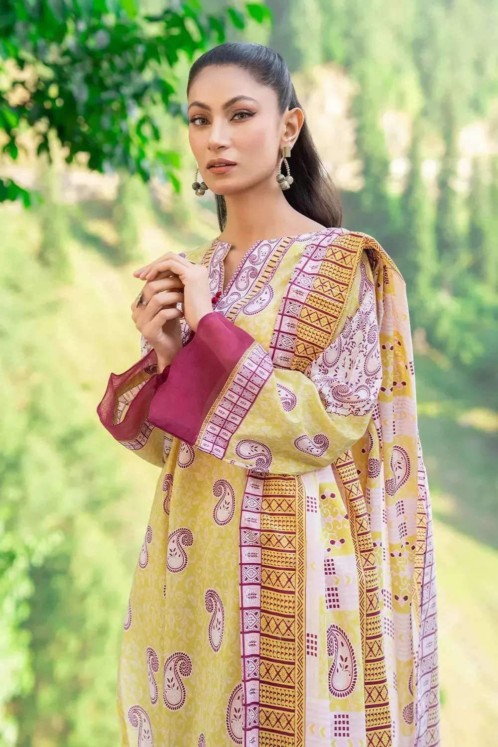 3PC Printed Unstitched Lawn Suit KLA-2755