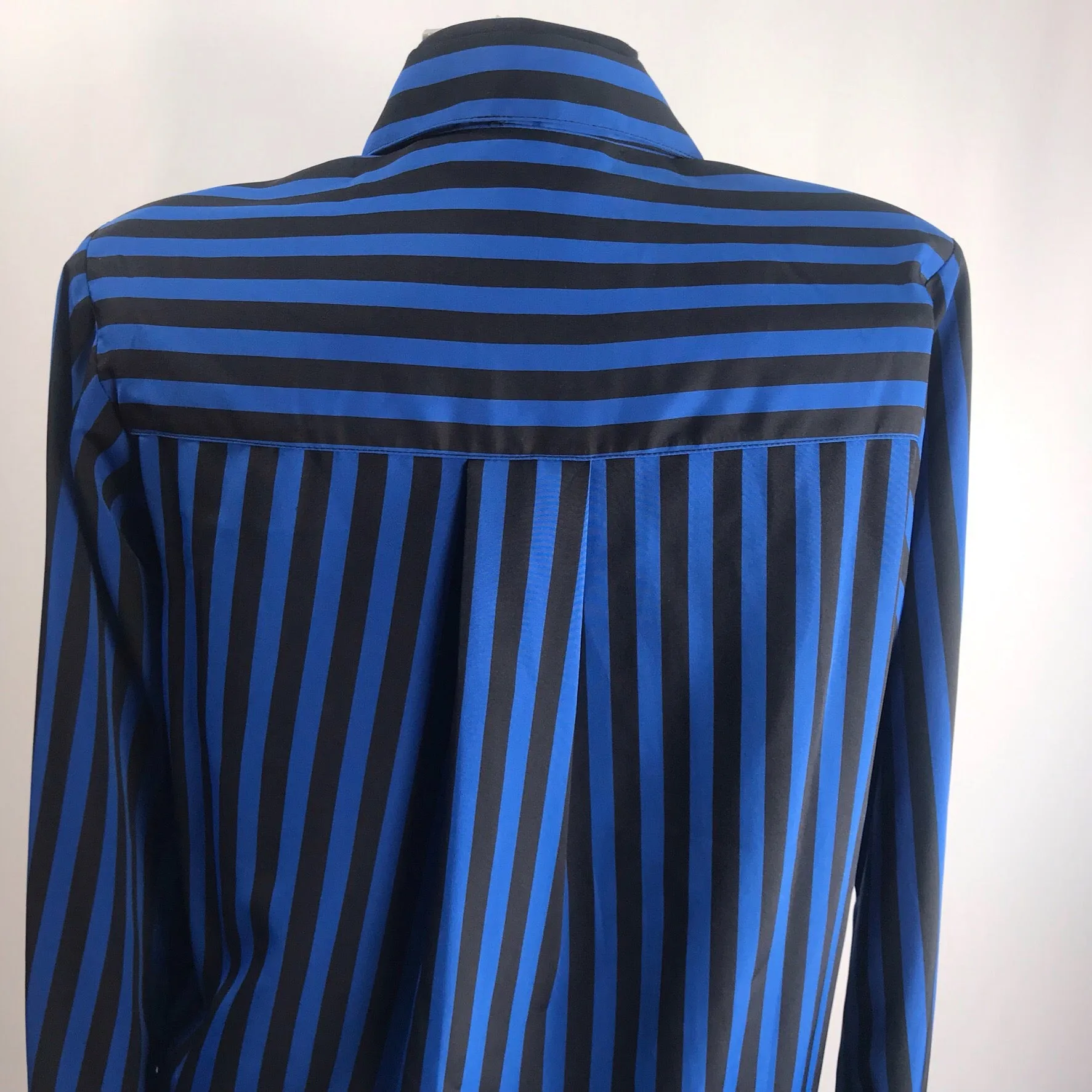 '80s Deadstock Blue & Black Button Down Top by Yves St. Clare