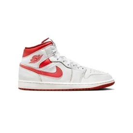 Air Jordan 1 Mid (Dune Red)