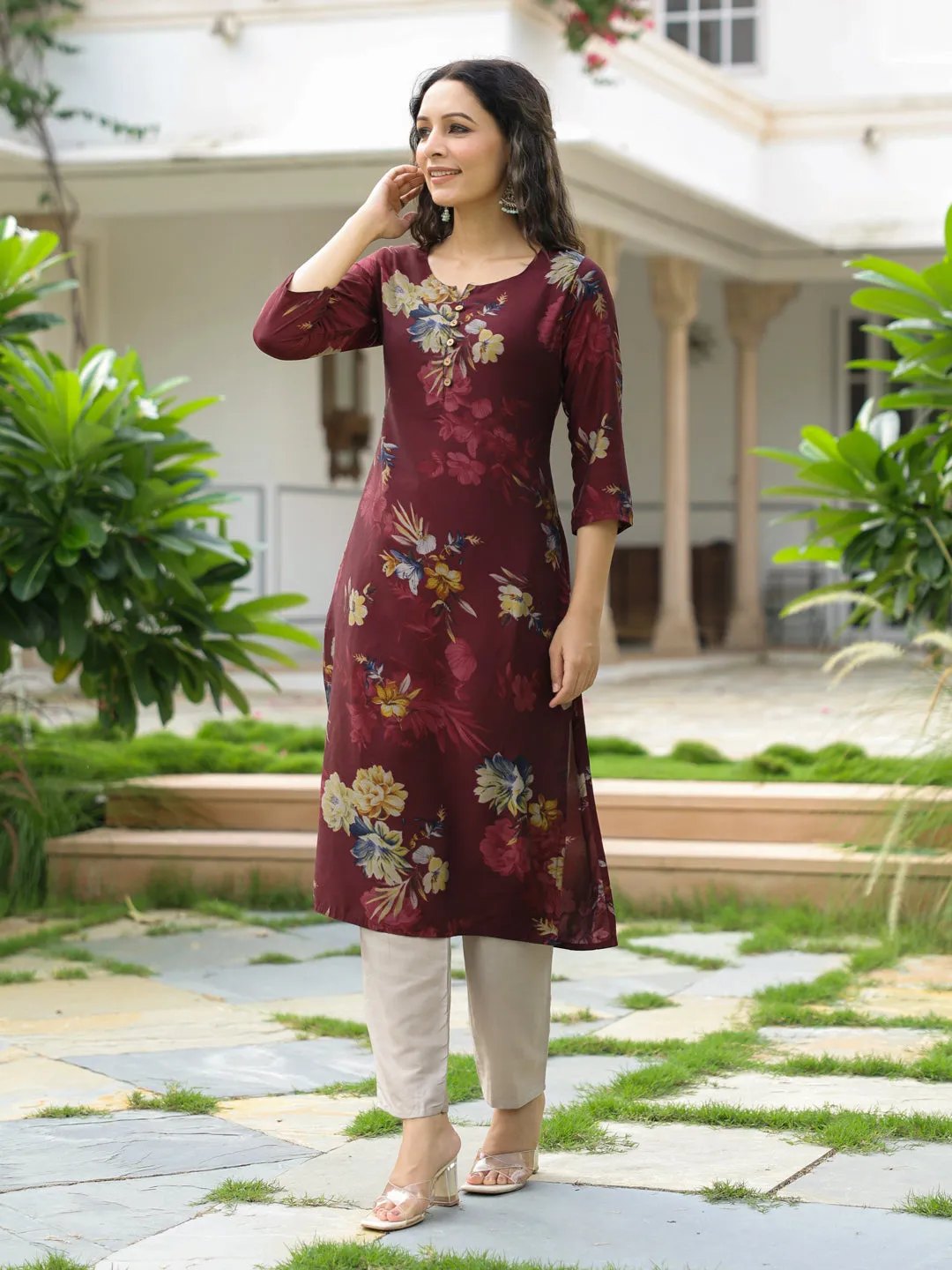 Bold Floral Printed Straight Fit Kurta - Burgundy