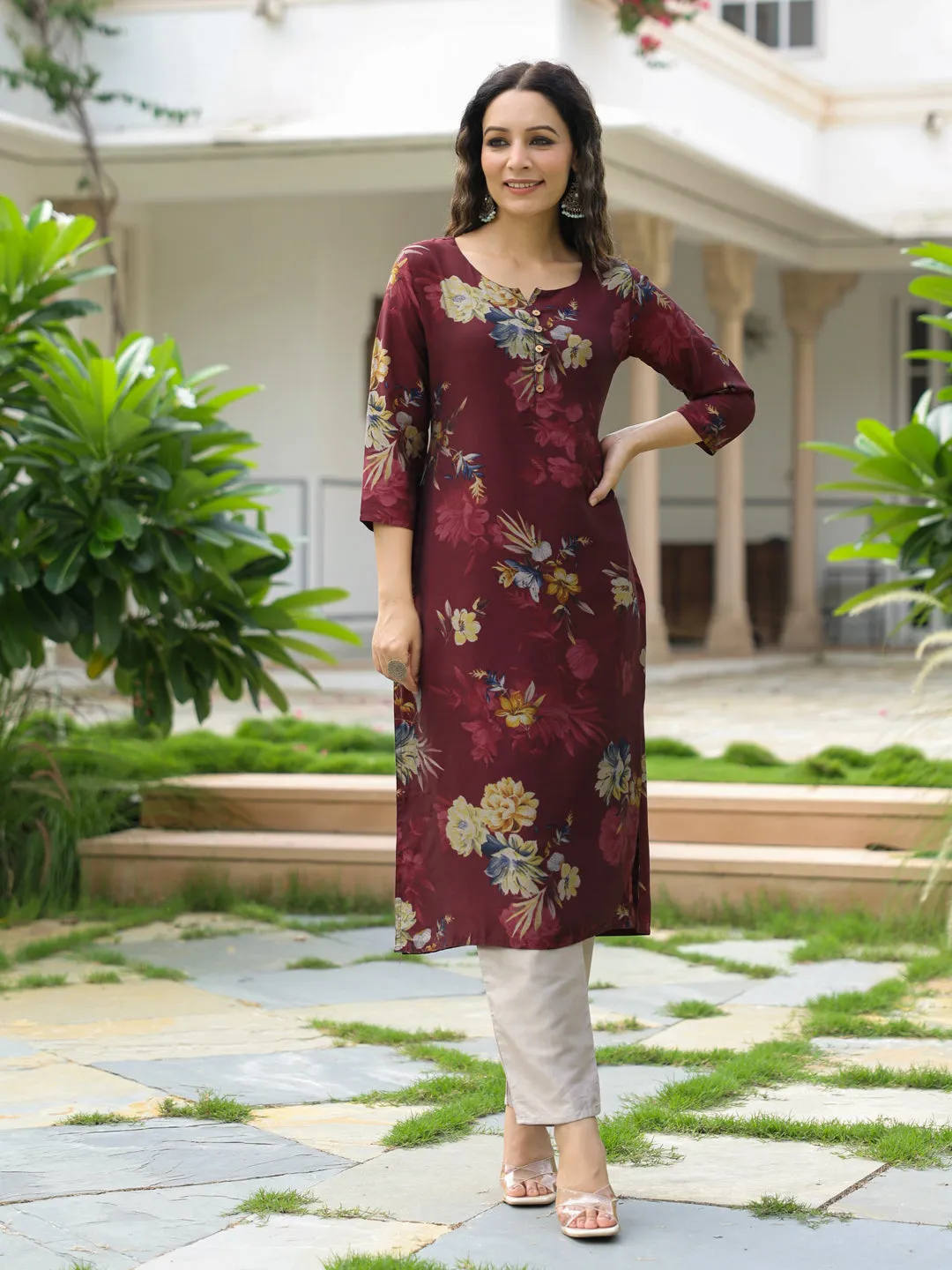 Bold Floral Printed Straight Fit Kurta - Burgundy