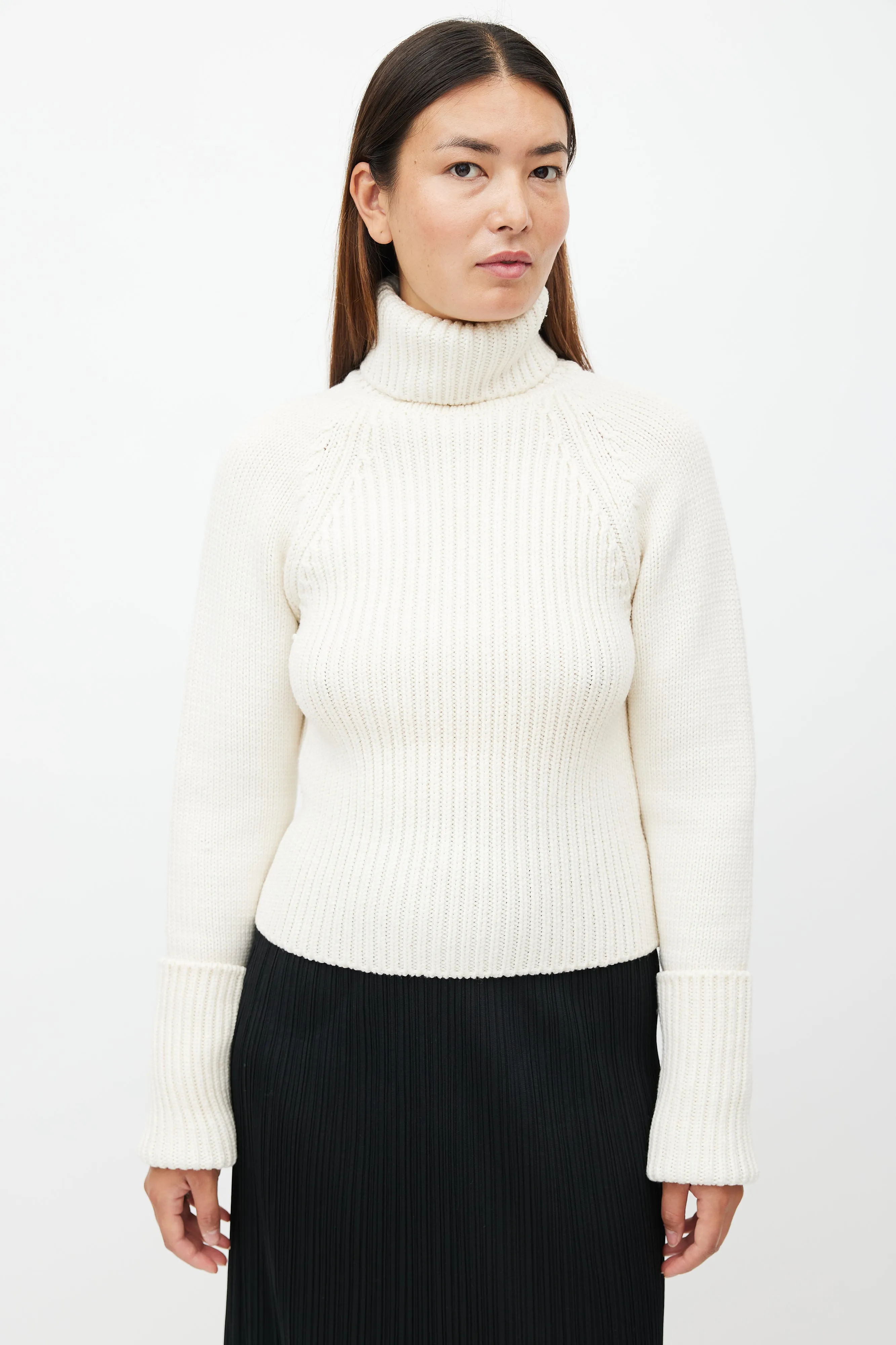 Cream Ribbed Knit Wool Turtleneck