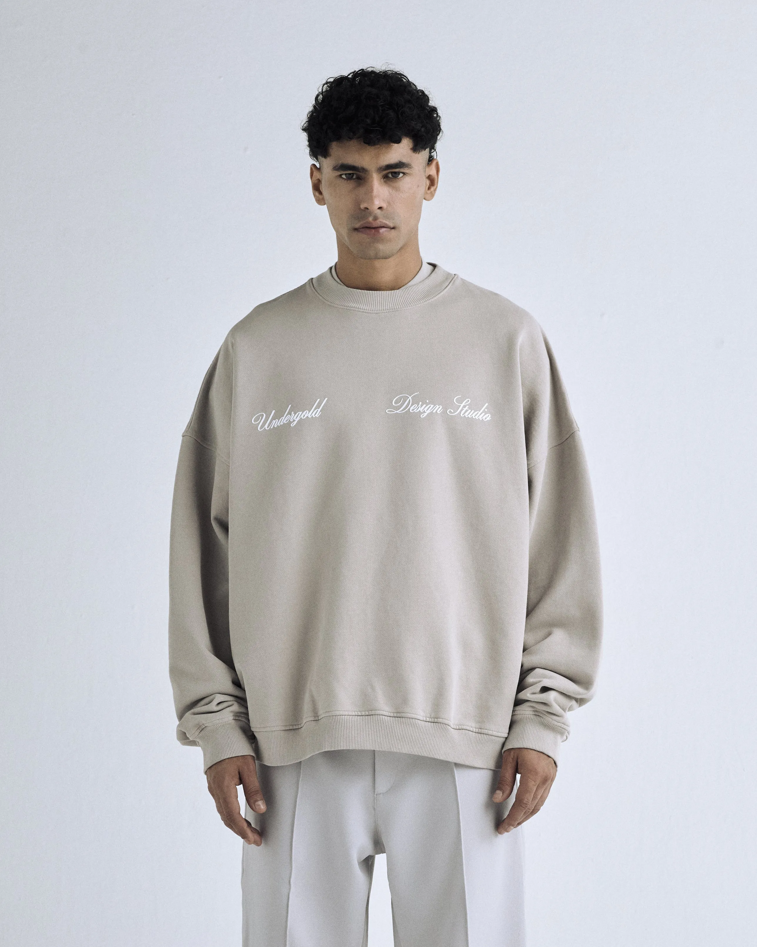 Genesis PT01 Basic Crewneck Light Gray