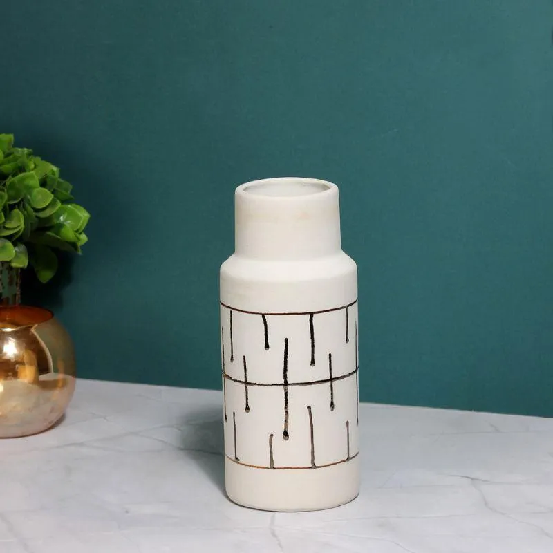 MODERN GEO ELEGANT VASE DECOR