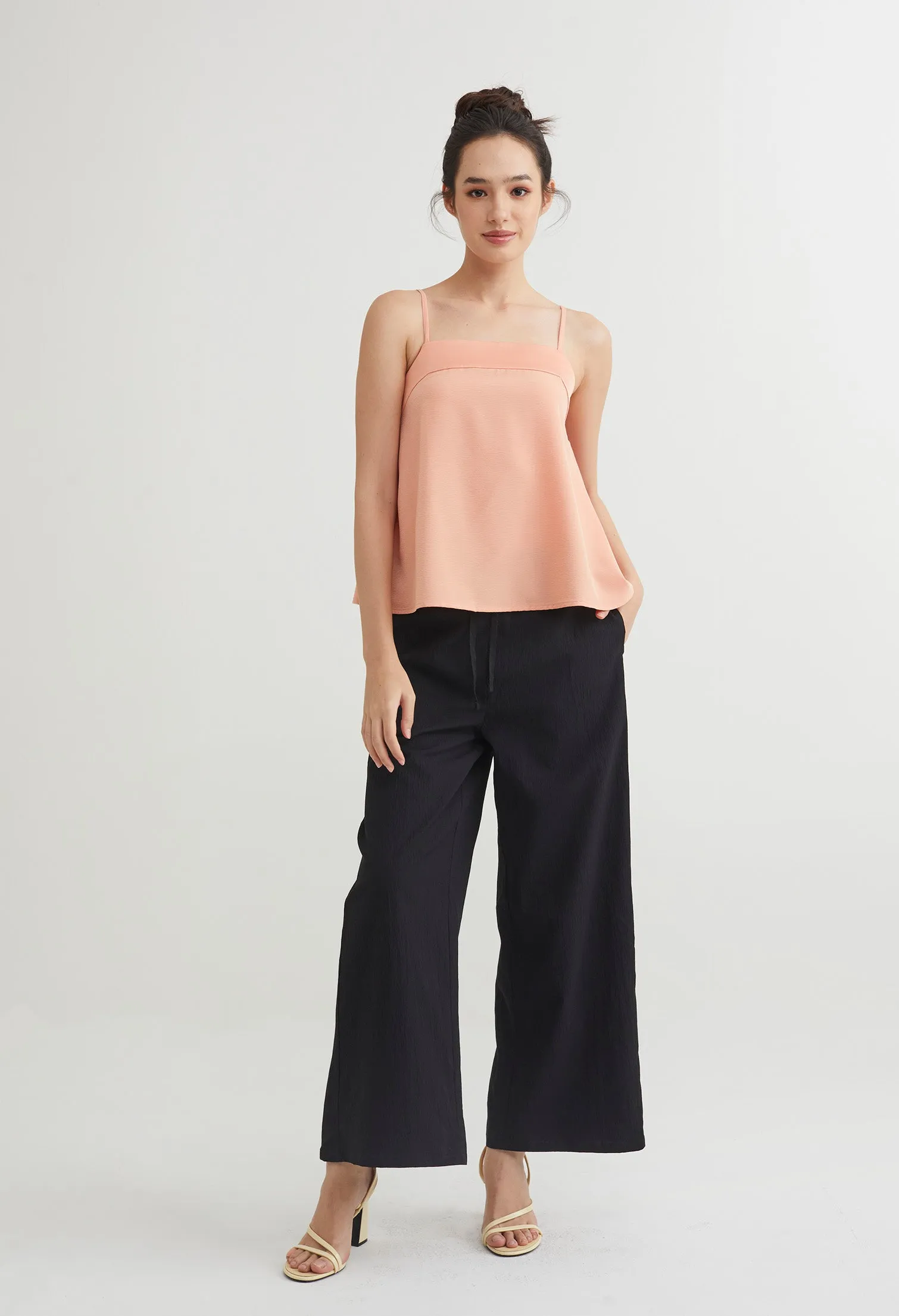 Monotone Contrast Trim Slip Blouse