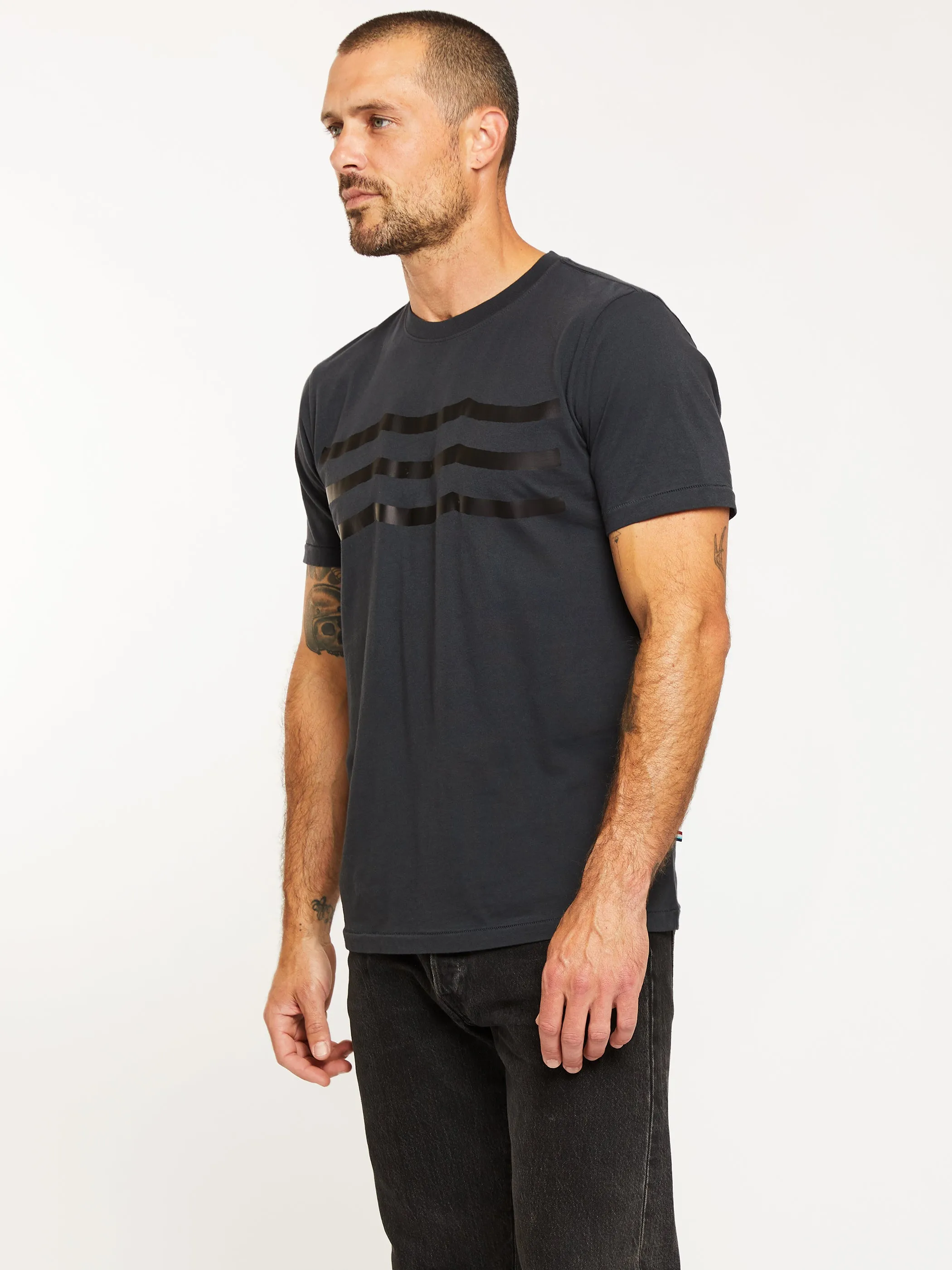 Noir Waves Tee - Vintage Black