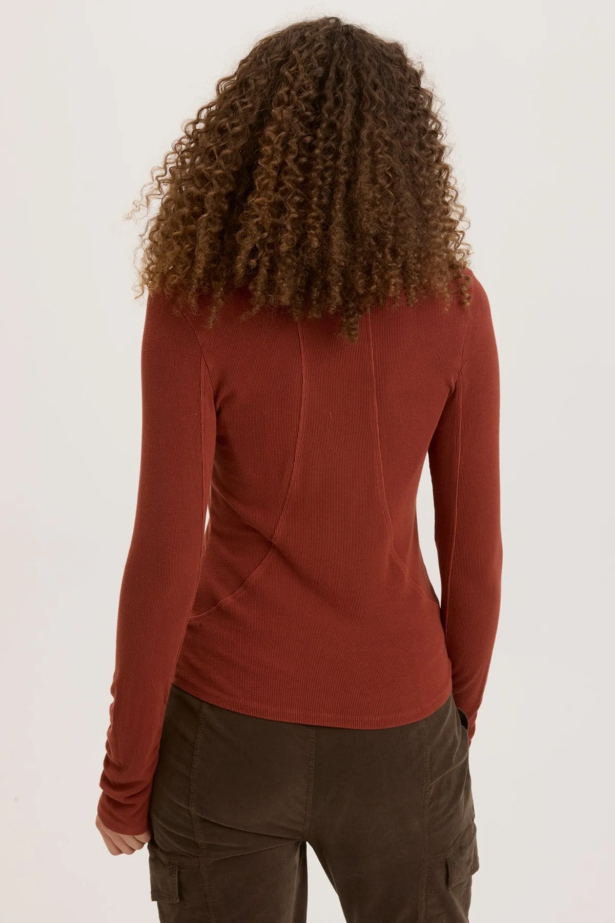 Rib Sorren Turtleneck