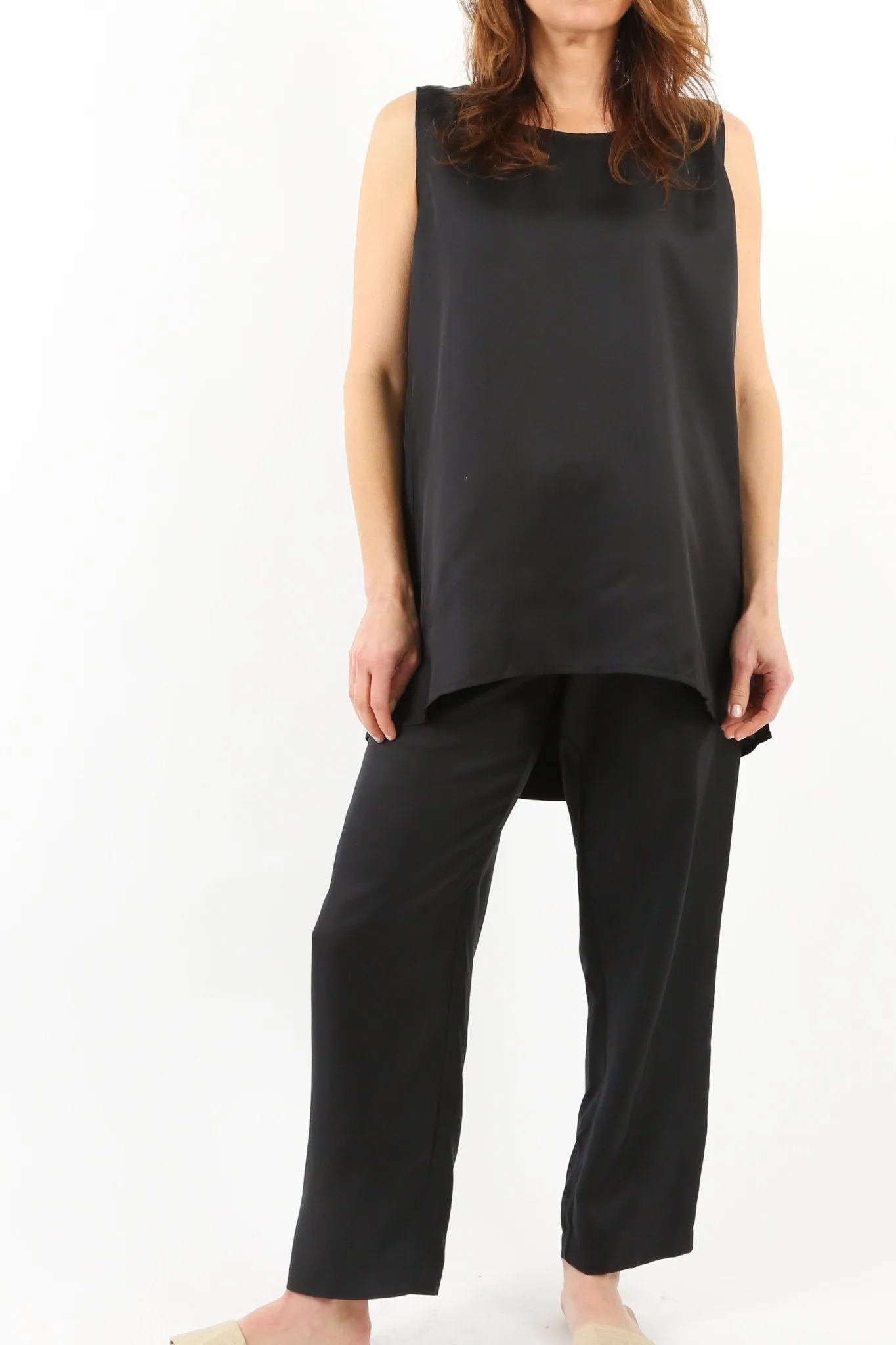 SABINA SILK TWILL TANK TOP IN BLACK