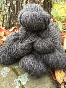 Yarn: Winnie, Dark Gray Worsted